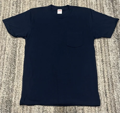 T shirt homme Supreme taille M bleu marine. (Neuf sans étiquette) Made In USA