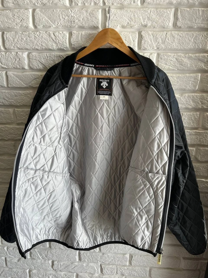 Descente Audi SSV FSS Switzerland demi-season quilted jacket - Image 3 of 4