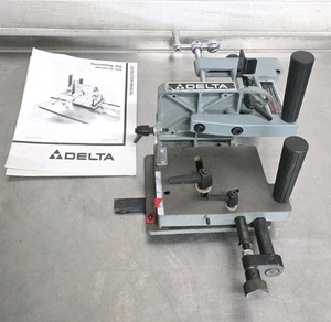 Delta 34-183 Table Saw Universal Tenoning Jig Nice