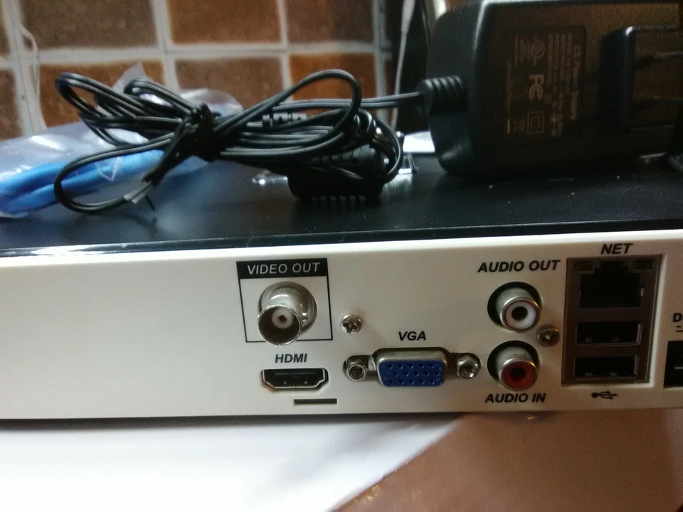 Система безопасности iSmart 4 канала NVR D1 H.264 720P 1080P HDMI DDNS для удаленного просмотра - Изображение 2 из 4