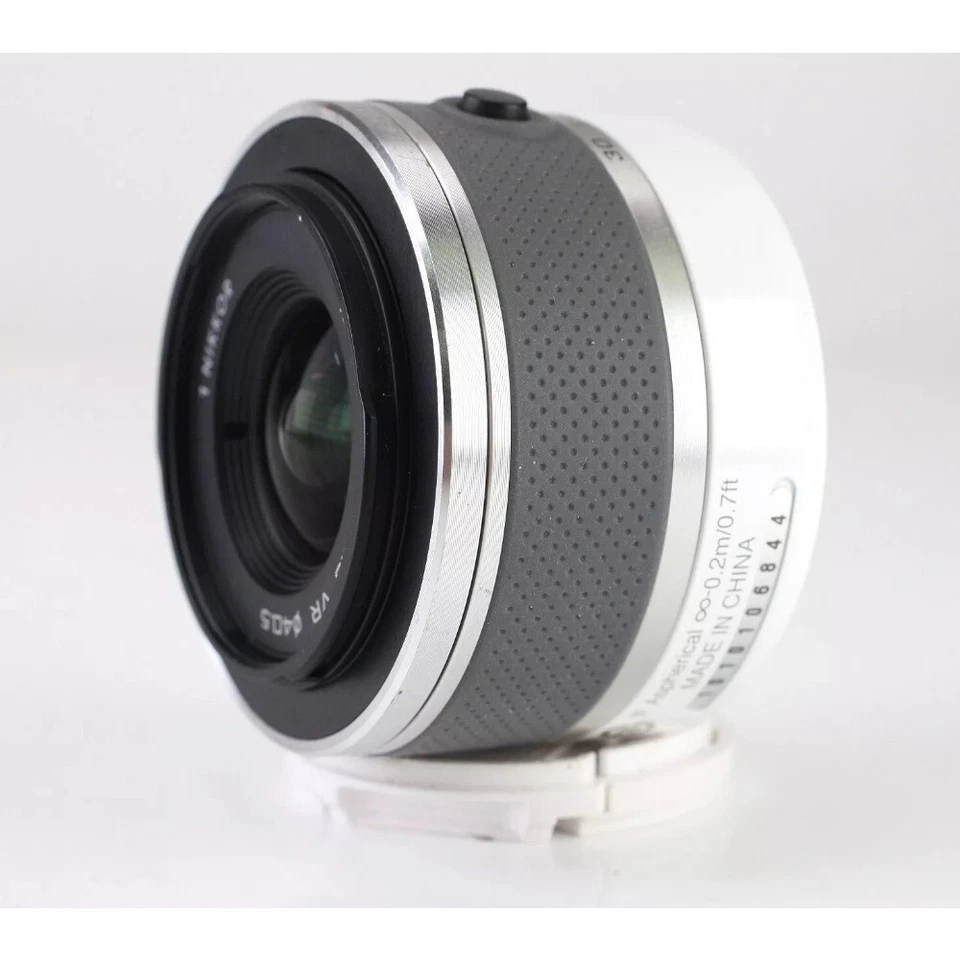 Lente Nikon1 Nikkor 10-30 mm f/3,5-5,6 reducción de vibración J1 J2 J3 J4 J5 V1 V2 V3 Foto 4 de 4