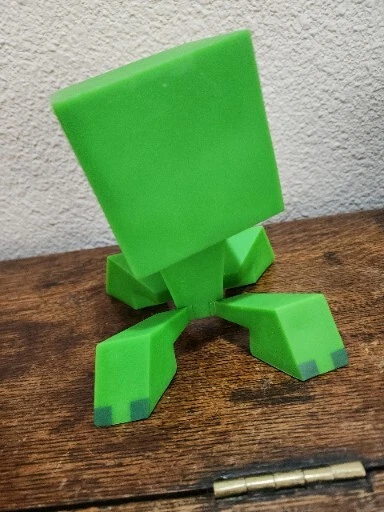 Notch 6" Creeper Vinyl Action Figure-Minecraft Green-collectible-rotating head - Image 4 of 4