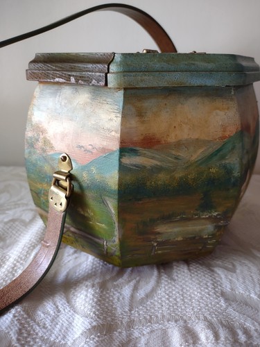 Vintage Wooden Hand Painted Cottage Mountains Octagonal Box Tote Purse Juka 80 - Picture 6 of 12