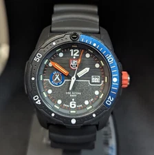 LUMINOX XB.3723 BEAR GRYLLS SURVIVAL BLACK RUBBER SWISS WATCH BLACK 42 MM NEW