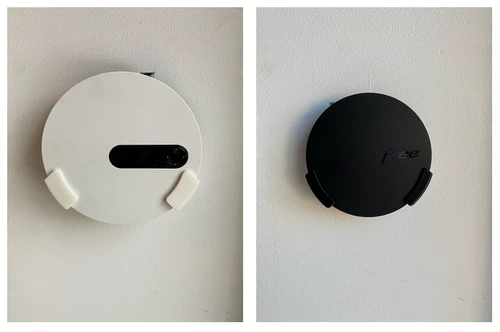 Support Mural avec Emplacement Vis Freebox Pop - Serveur + Player