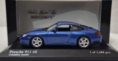 Porsche 911 (996) Carrera 4S 2001 Blue 1:43 Minichamps 400061074