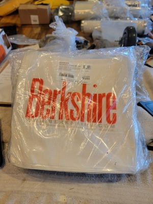 #ad Berkshire ECW60.0909.20 Cleanroom Non Woven Wipes 100% Cotton 9quot; X 9quot; 300pk $39.99