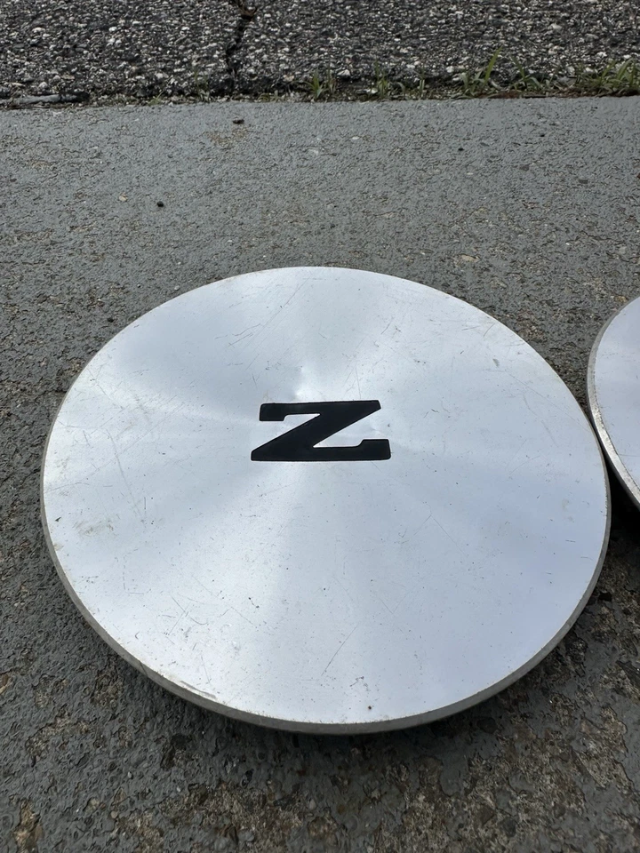 "2 tapacubos centrales de rueda mecanizados 84-89 Nissan 300ZX turbo 16"" 40317-21P00" Foto 3 de 4