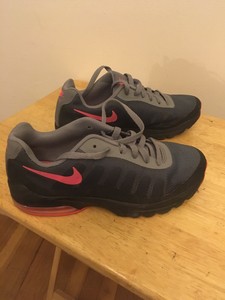 nike air max invigor junior pink