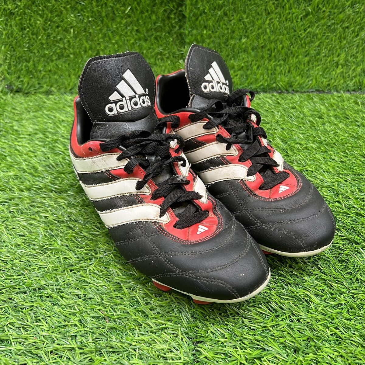 Adidas Predator Scission Traxion 2000 Football Boots Adults Adidas Predator Scission Traxion 2000 Football Boots Adults