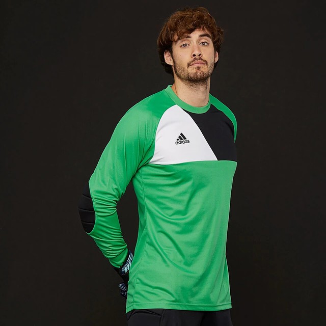 neon green soccer jersey
