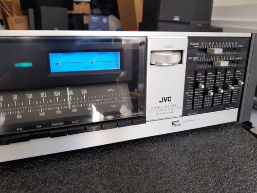 JVC S300 II AM/FM Stereo Receiver - Picture 9 of 17
