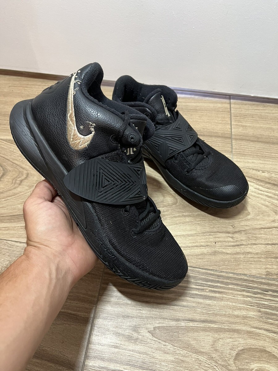 Size 10 Nike Kyrie Flytrap Black Metallic Gold 2020