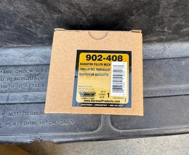 Cuello de llenado de radiador Dorman 902-408 para 07-09 Lexus RX350 Toyota Sienna Foto 2 de 2