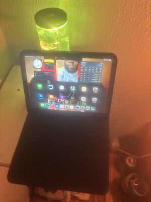 Apple iPad (10th Generation) A2757 256 GB, Wi-Fi + 5G, 10.9 in