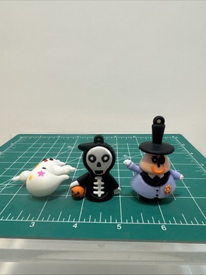 Lot 3 The Nightmare Before Christmas Keychains