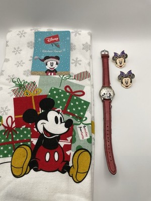 Disney Lot Mickey Mouse &Minnie Watch , Kitchen Towel And 2 Minnie Pins