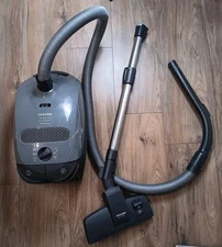 Miele Classic C1 SBAN0 Pure Suction PowerLine Canister Vacuum Cleaner Gray READ
