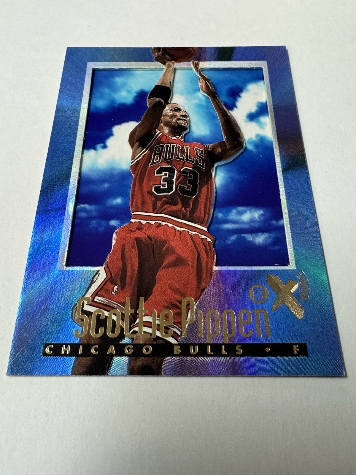 1996-97 Skybox E-X2000 Scottie Pippen #10 Chicago Bulls NBA Basketball Card