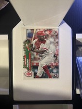 2020 Topps Holiday - Short Print Variations Aristides Aquino #HW98 Scarf (RC)