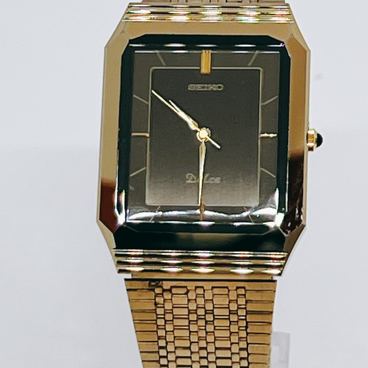 Near MINT Seiko Dolce 7741-5080 27mm Black Gold Tank Qz Men's