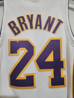 Mitchell Ness Authentic 2009-10 LA Lakers Kobe Bryant Finals