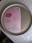 PARIS HILTON PIZZA CRISPER  HEAVY DUTY PARIS HILTON PINK PIZZA  CRISPER NEW — photo 2