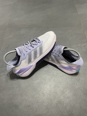Herren Adidas Avryn, Silber Violett, HP5979, UK 9, Neu ohne Etikett