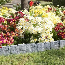 Image of Stone Effect Hammer in Lawn Edging 2.4m in Length Interlocking Design Easy Use