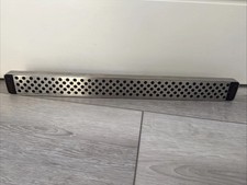 Global Knife magnetic Wall mount 