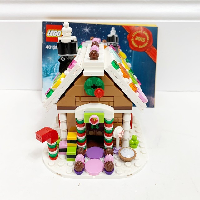 lego gingerbread house 40139