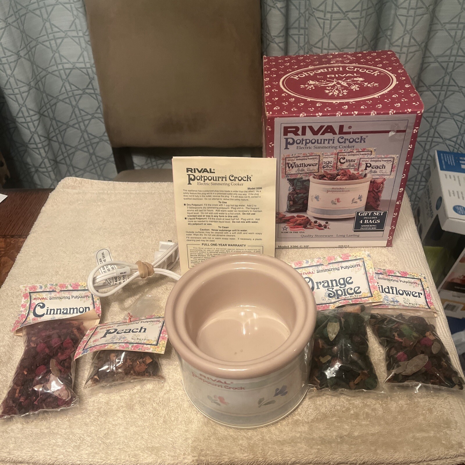 Vintage Rival Potpourri Crock Electric Simmering Cooker W 4 Fragrances