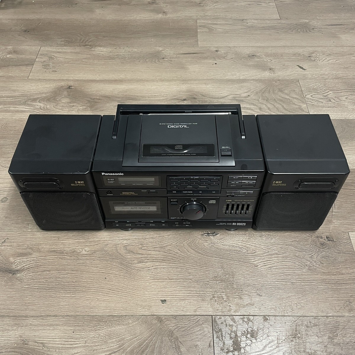 【箱付き】Panasonic DS-FWX1200 概要 ナノイーX搭載ファンヒーター Hot&Cool DS-FWX1200 | 電気