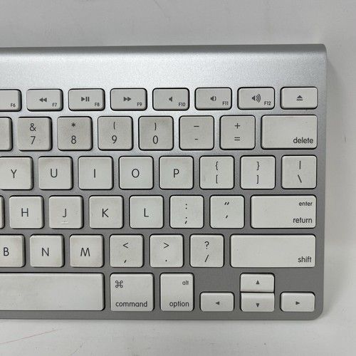 Apple A1314 Wireless Keyboard MC184LL/A Weiß Tasten Aluminium Metallfuß - Bild 4 von 14