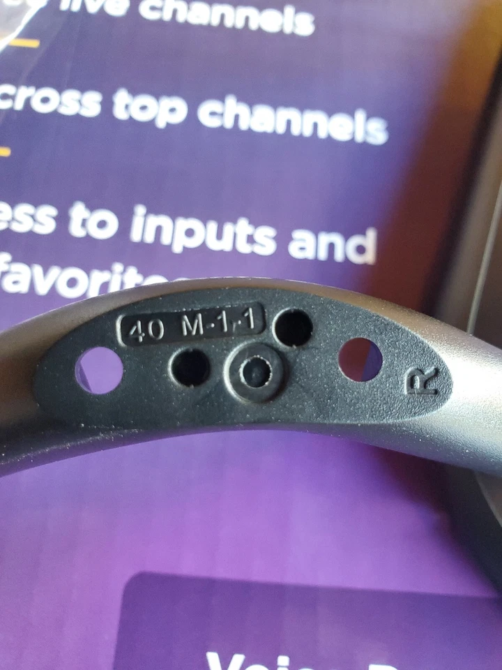 Roku 40" Smart TV Stand Legs Feet 40R3B5 NEW With Screws FAST FREE SHIPPING - Image 4 of 4