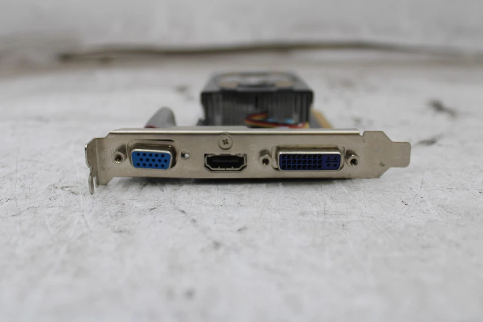 MSI GT430 1Gb DDR3 Graphics Card GPU N430GT-MD1GD3/OC/LP Video V230 Ver 4.0 PCIe - Image 3 of 4