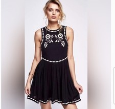 Free People -Black Embroidered Floral Fit & Flare Sleeveless Dress -Size 6