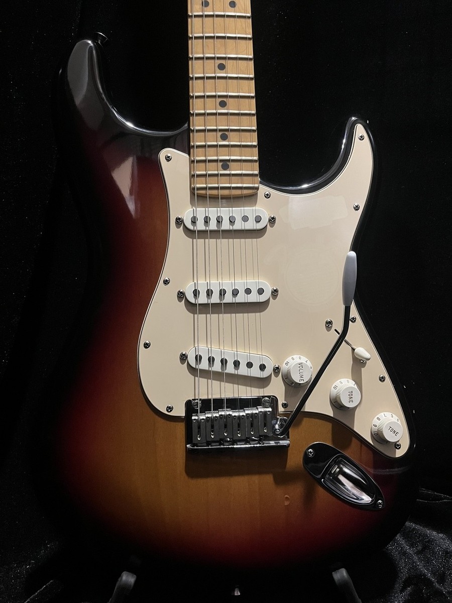 Fender American Standard Stratocaster Used 2004 Alder Body