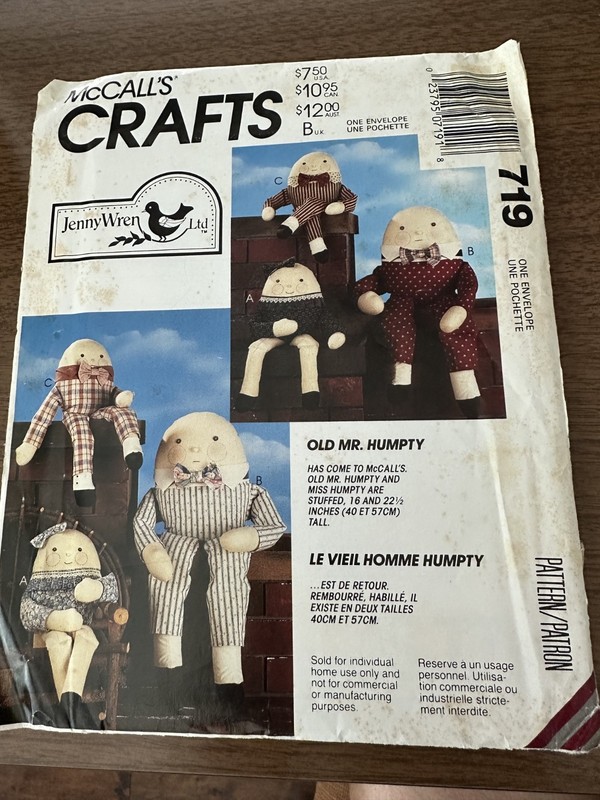 McCall's Crafts Old Mr. Humpty Pattern 719 Jenny Wren UNCUT Vintage