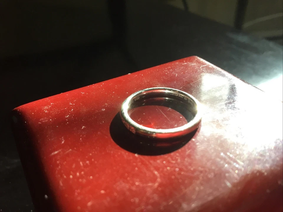 Кольцо TASAKI с бриллиантом 0,02 карата платина 950k размер 4 - Изображение 2 из 4