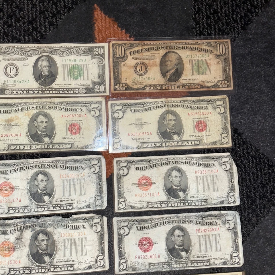 Estate Lot of Older United States Banknotes $20, $10, $5, $2 - $112 FV Total - Image 3 of 4