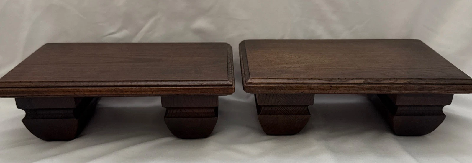 Shelf & Cabinet Company Solid Wood Display Shelf 3.5" x 10" x 6" Lot Of 2