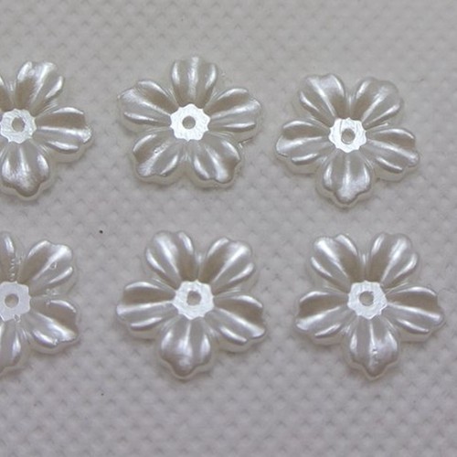 200 Pure White Pearl flower Beads 12mm FlatBack Center Hole Flower Embellishment - Picture 7 of 7