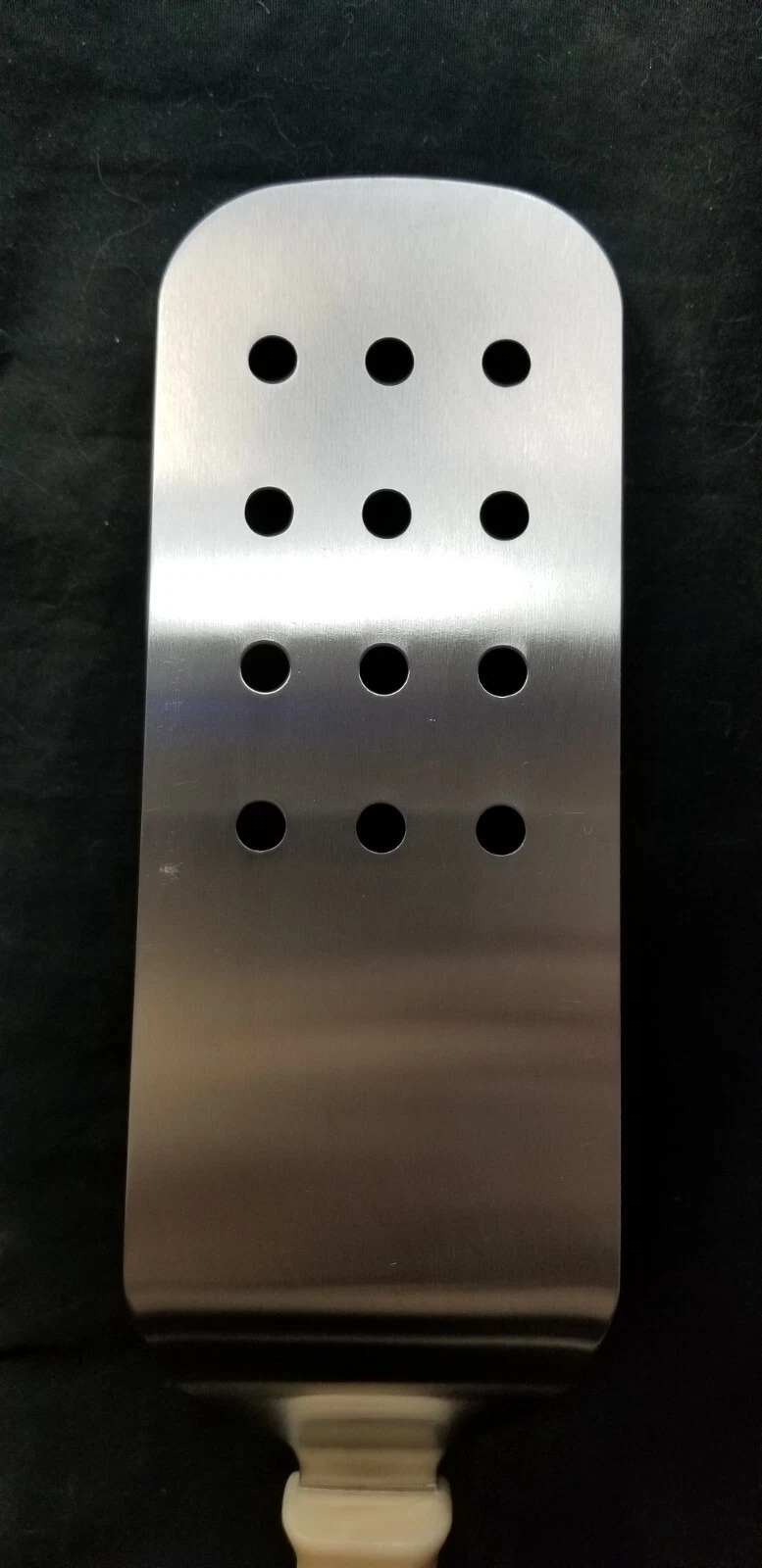 Lamson White 3" x 8" SS Perforated Turner - Thumbnail 3