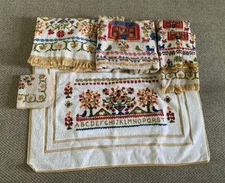 Vintage Fieldcrest Bath Towel Set of 2 Country Sampler Design