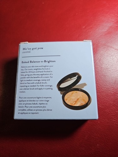LAURA GELLER Baked Balance-n-Brighten LIGHT Color Correcting Foundation 0.32oz - Picture 3 of 3