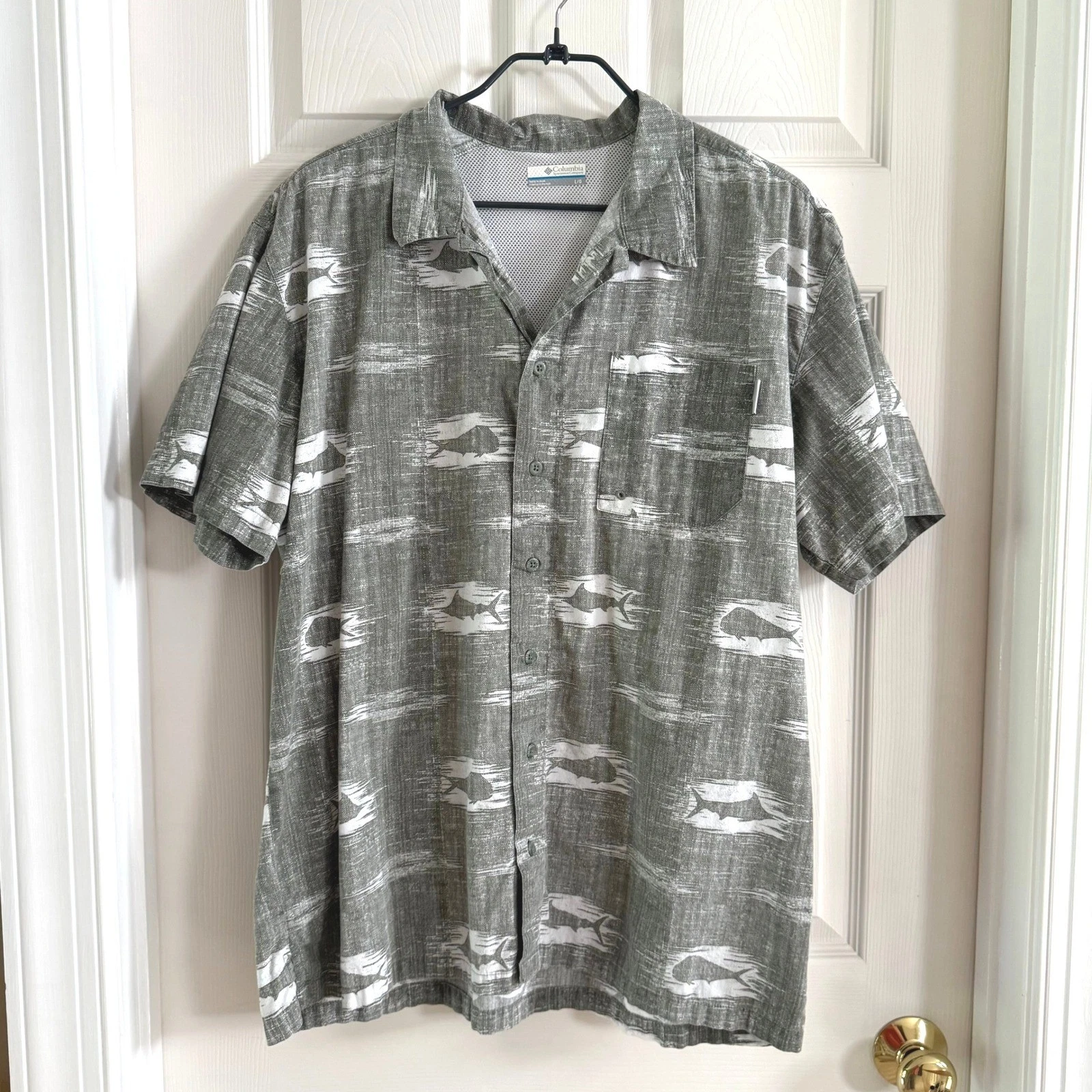 Columbia PFG Mens Large Green Fish Print Short Sleeve Vented Fishing Shirt L