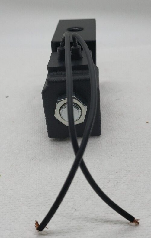 Muncie OEM PTO 35M12340B Solenoid Valve Block 12 Voltage Muncie OEM PTO 35M12340B Solenoid Valve Block 12 Voltage