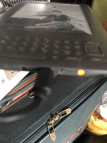 Amazon Kindle 3 e-reader D00901- Screen Not Turning On -Pls See Item Description - Picture 8 of 20