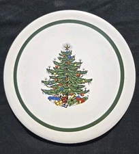 Vintage Cuthbertson Christmas Tree 6" Round Tea Tile Trivet England EVC